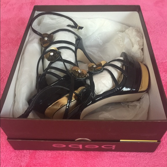 Bebe heels. NWT - Picture 4 of 6